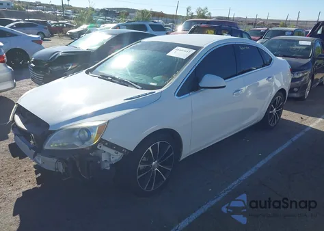 2016 Buick Verano Sport Touring Group из США, поврежденный, VIN 1G4PW5SKXG4177825